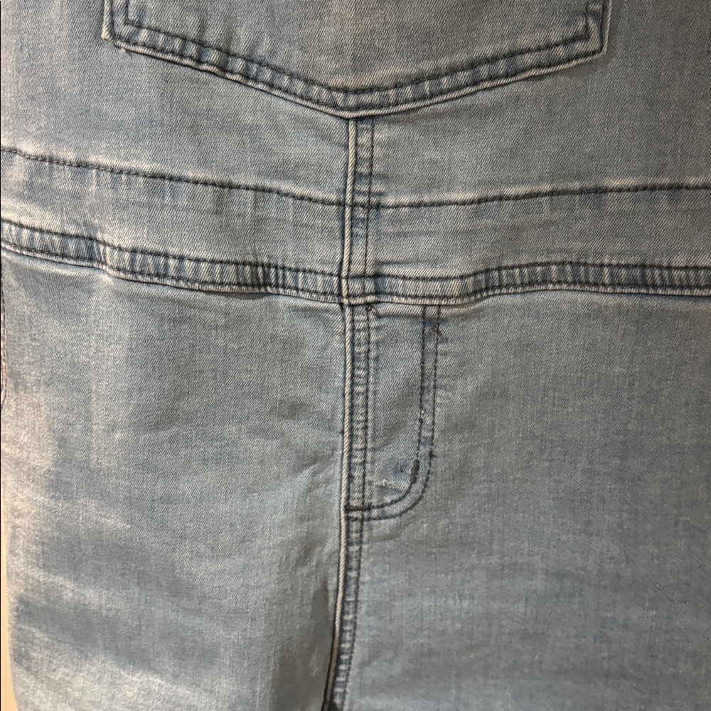 Light Blue Denim Short Overalls - Picture 4 of 10